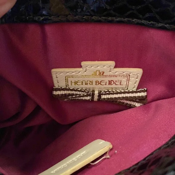 Mini Henri Bendel Signature Stripe Shoulder Bag - Picture 8 of 10